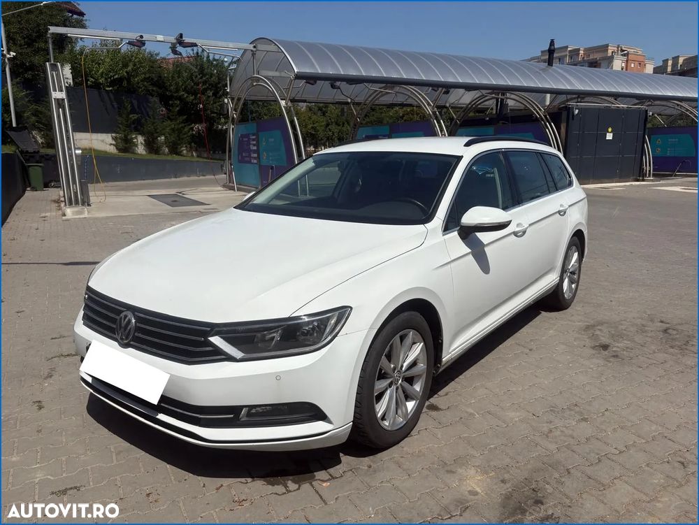 Volkswagen Passat 2.0 TDI (BlueMotion Technology) Comfortline - 9