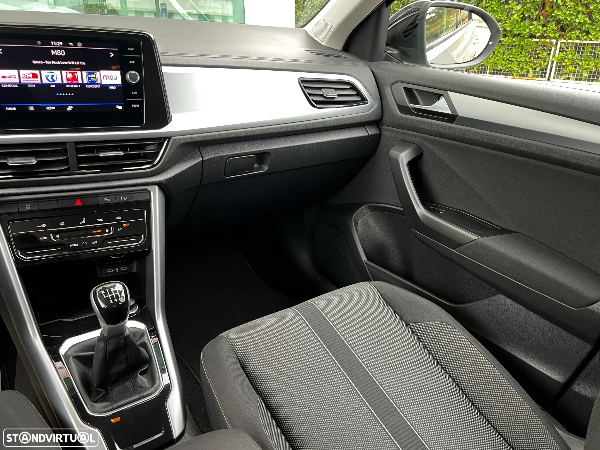 VW T-Roc 1.0 TSI Urban - 40