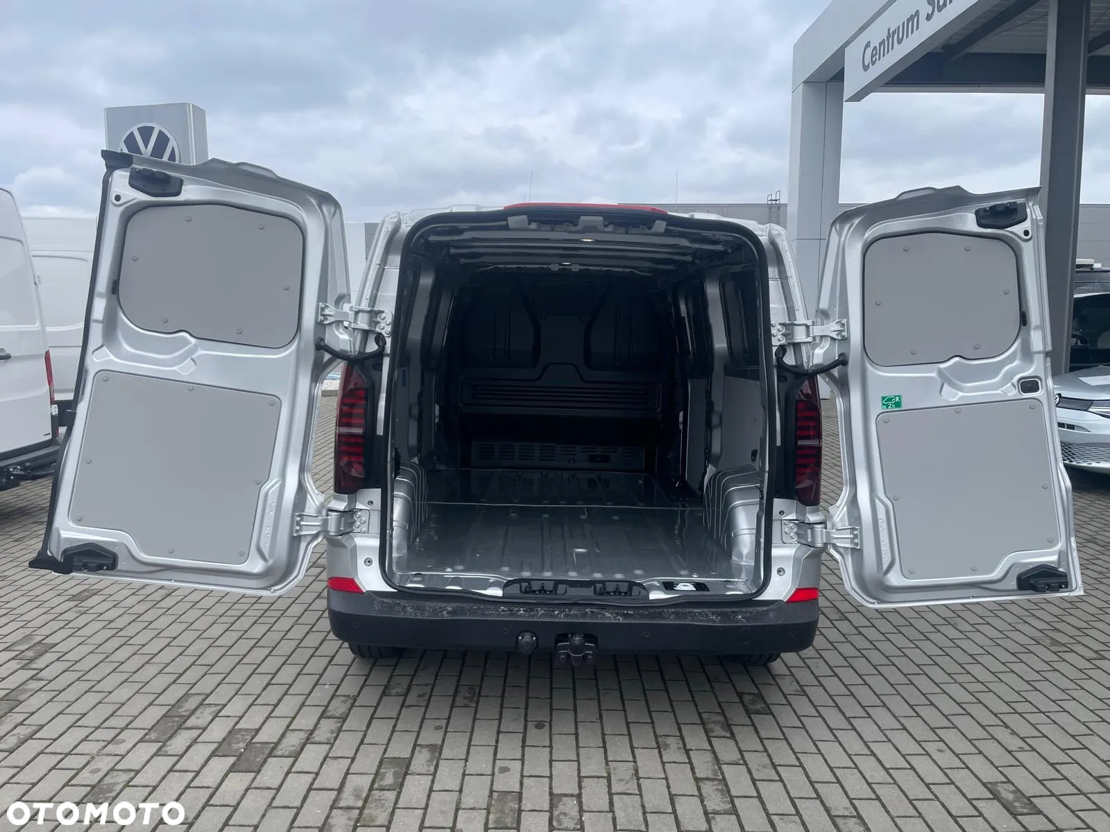 Volkswagen Transporter T7 - 11