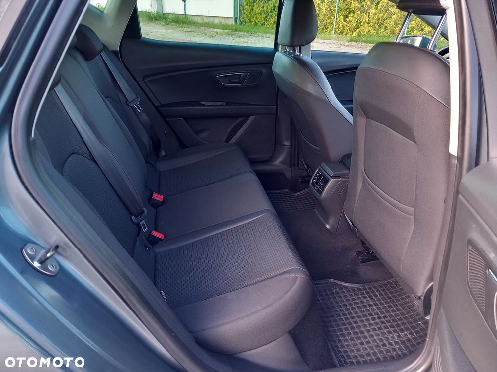 Seat Leon 2.0 TDI DPF Ecomotive FR - 33