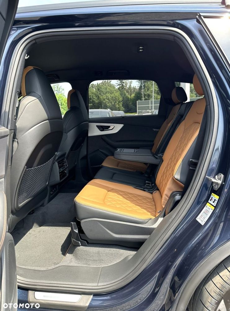 Audi Q7 - 25