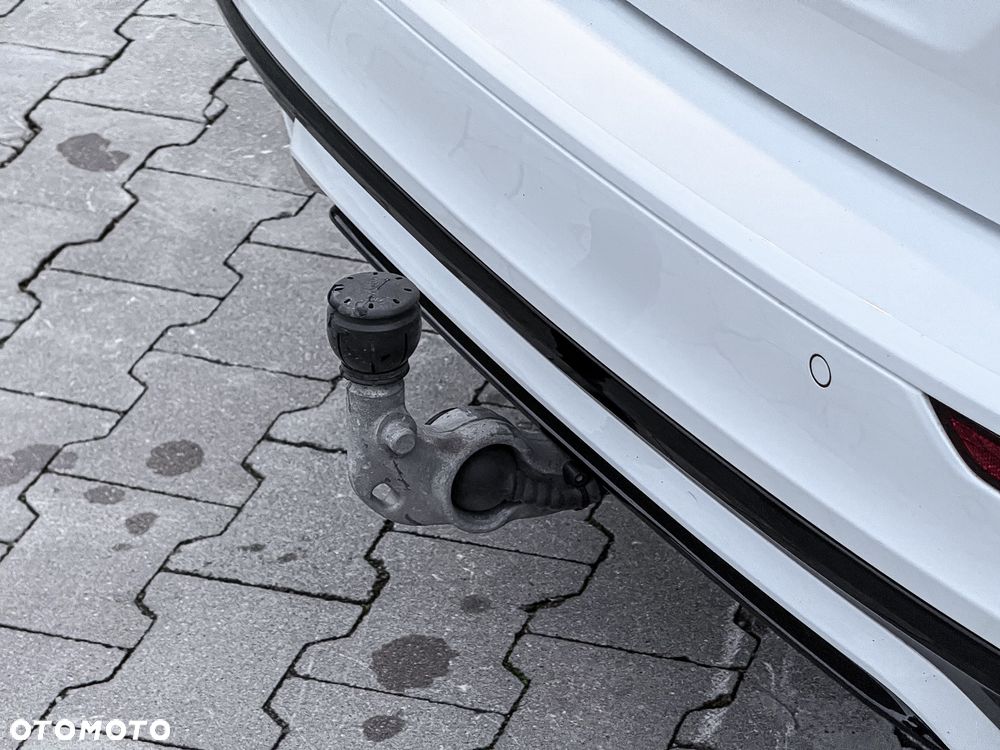 Volvo V60 T8 AWD Recharge Geartronic RDesign - 16