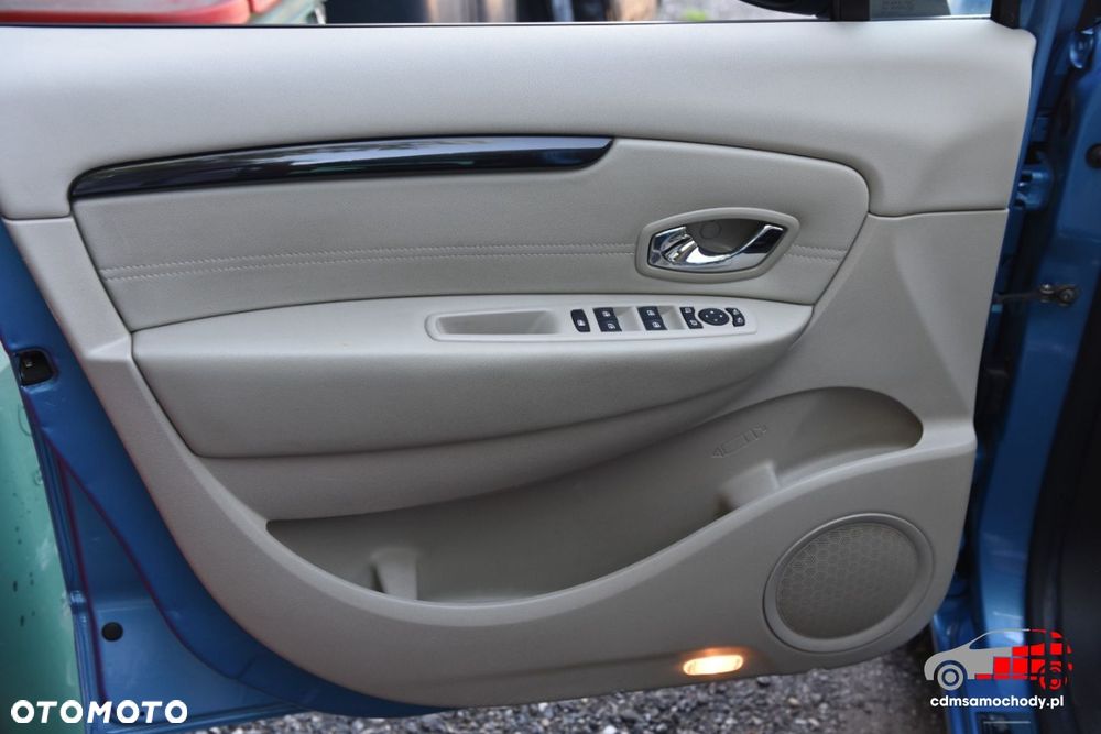 Renault Scenic - 15