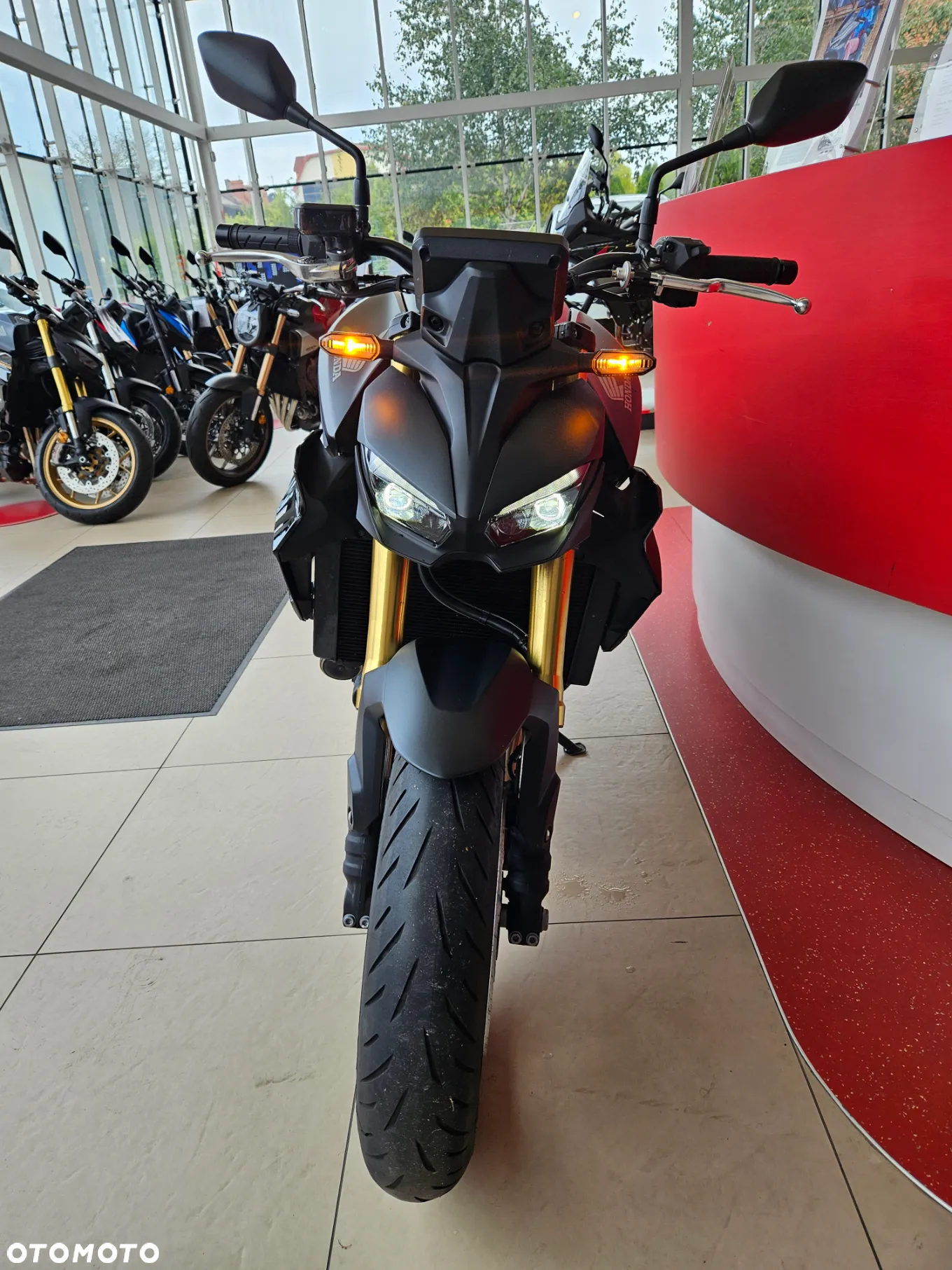 Honda CB - 9