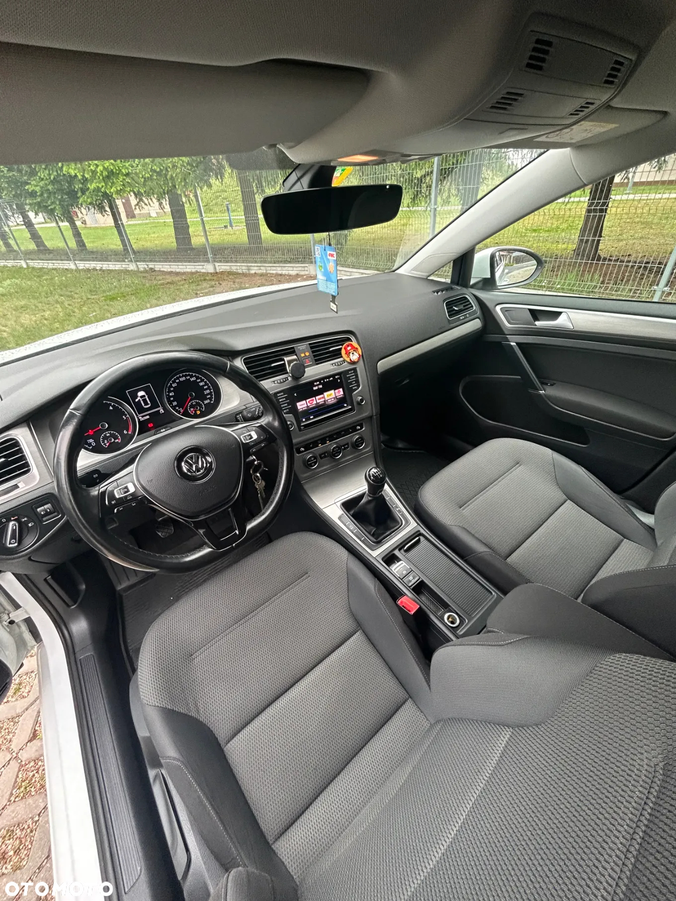 Volkswagen Golf 1.6 TDI 4Motion BlueMotion Technology Comfortline - 11