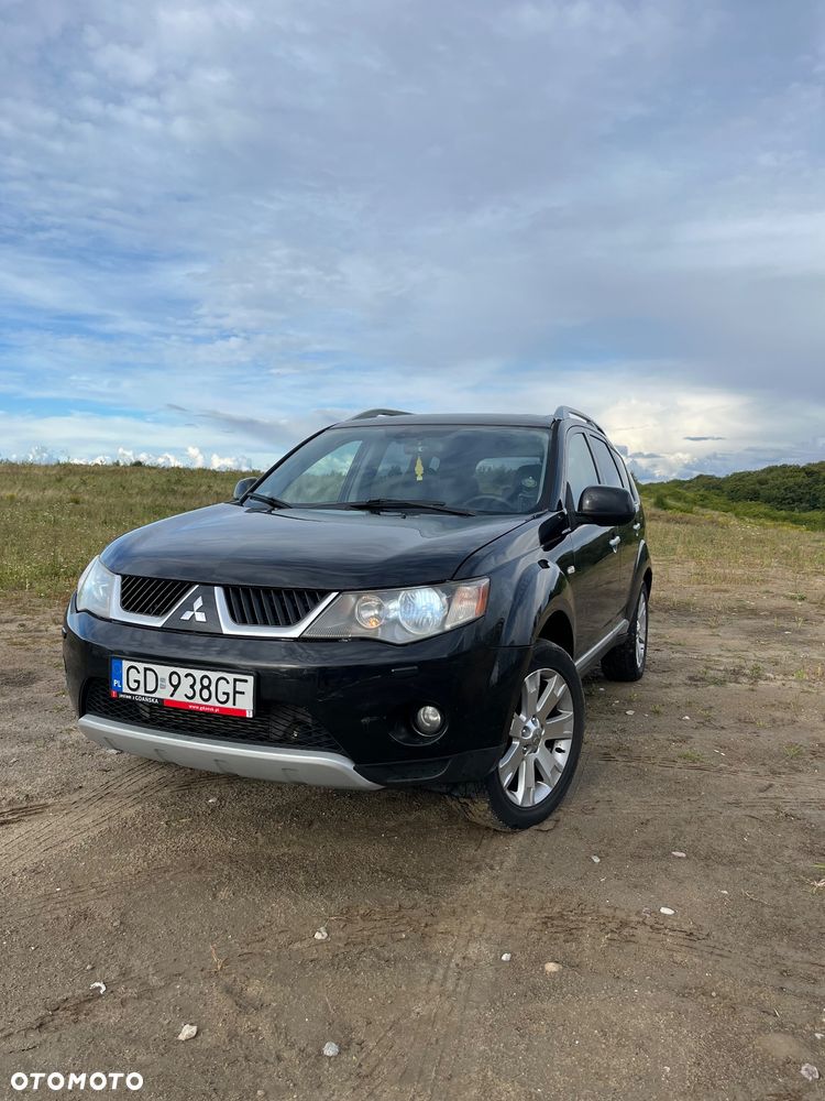 Mitsubishi Outlander 2.0 DID Instyle - 1