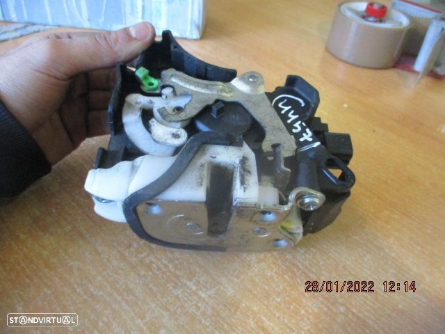 Fecho FEC4457 MITSUBISHI L200 2007 FE 5 PINOS - 1