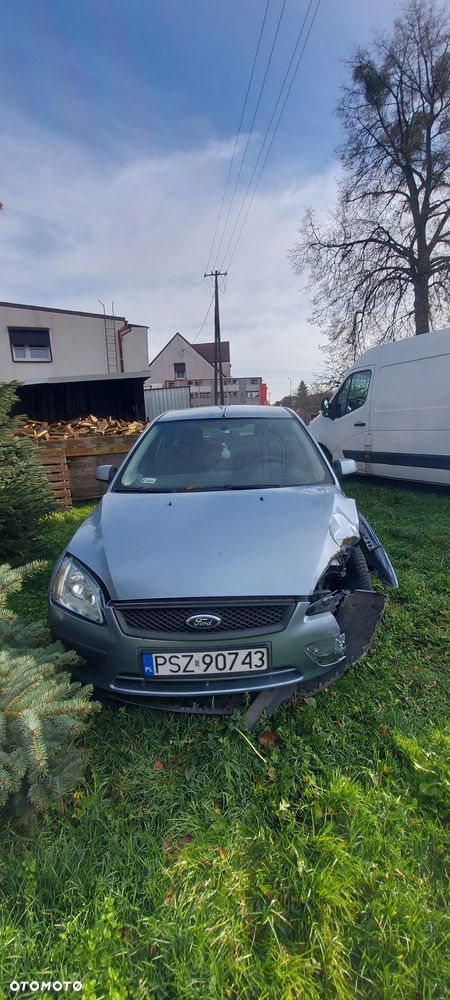 Ford Focus 1.8 FF Ambiente - 5