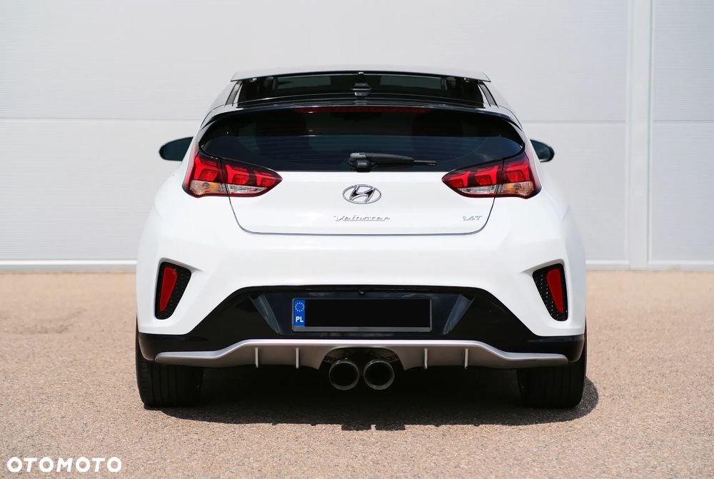 Hyundai Veloster - 10