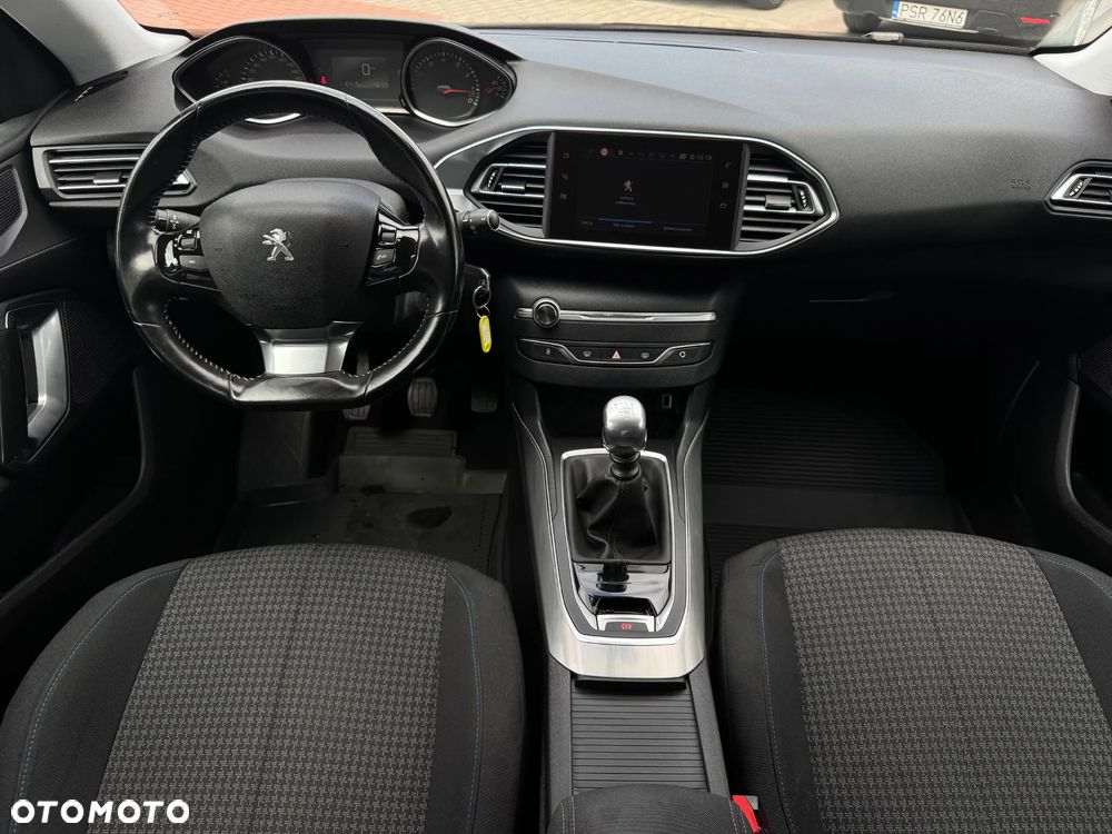 Peugeot 308 SW 1.2 PureTech GPF Active Pack S&S - 27