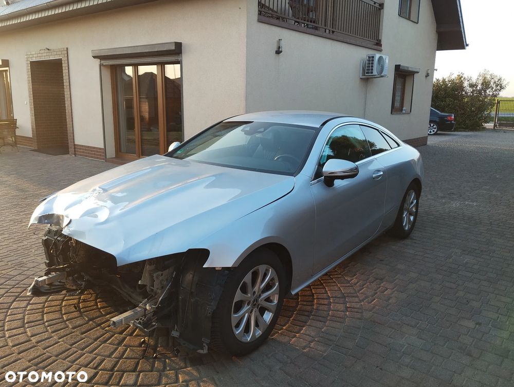 Mercedes-Benz Klasa E 200 9G-TRONIC Avantgarde - 7