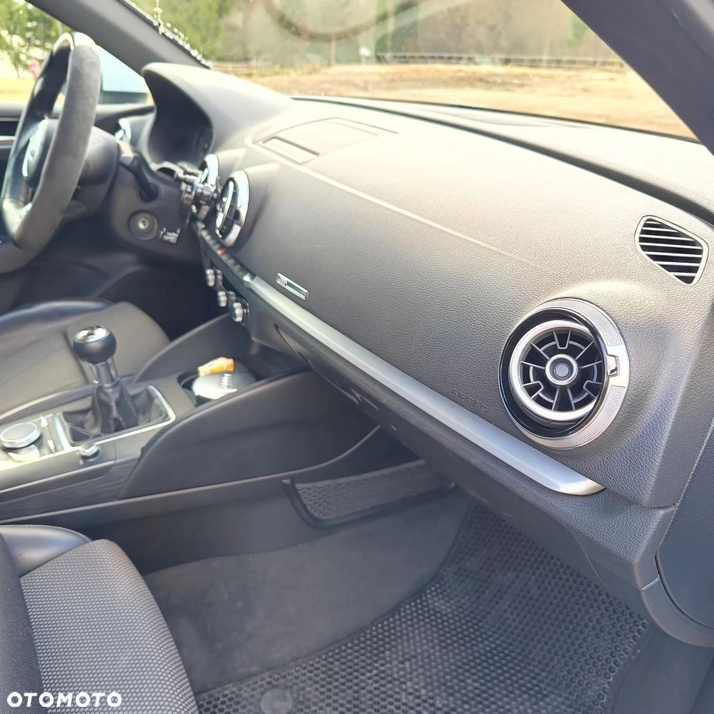 Audi A3 Sportback 2.0 TDI - 24