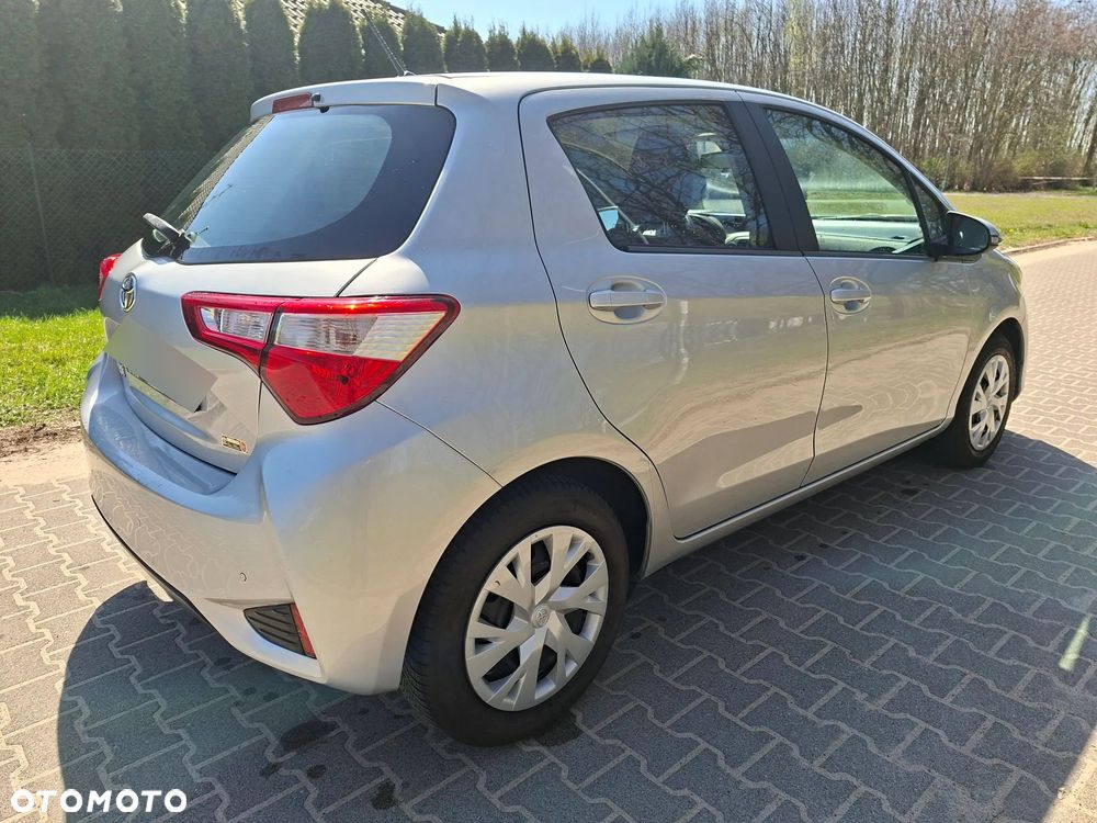 Toyota Yaris 1.5 Active - 5