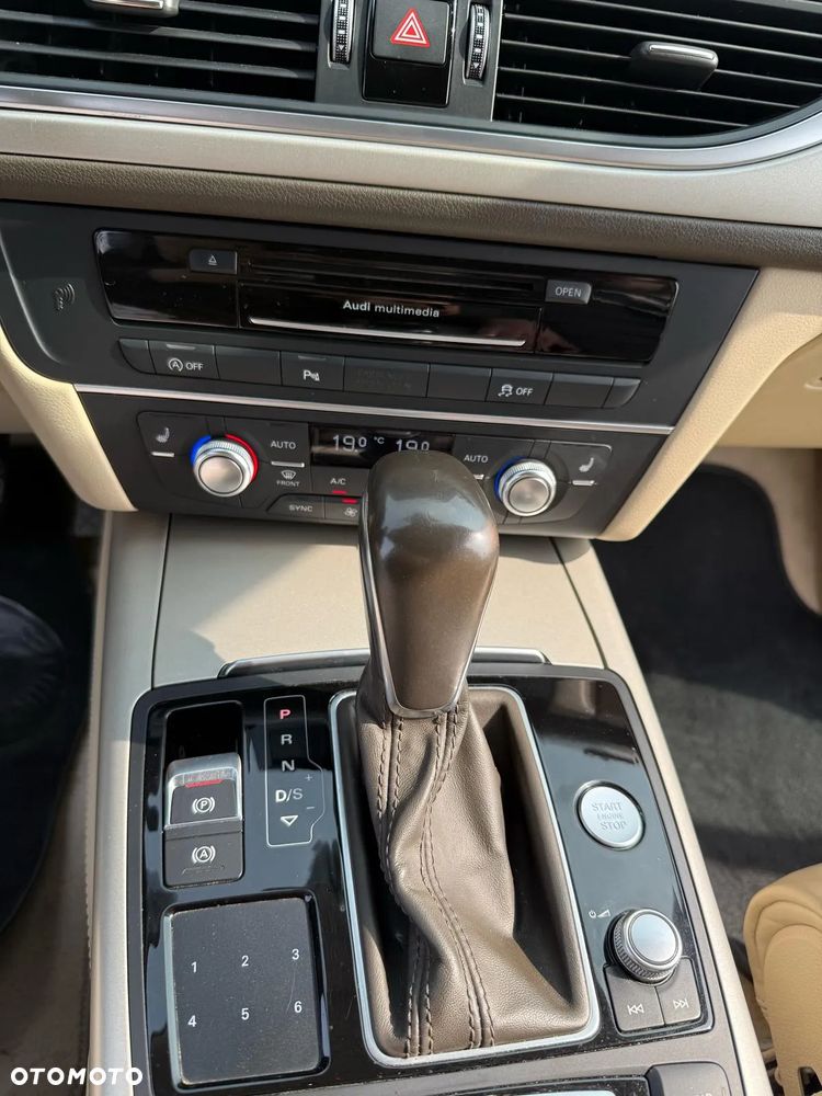 Audi A6 - 12