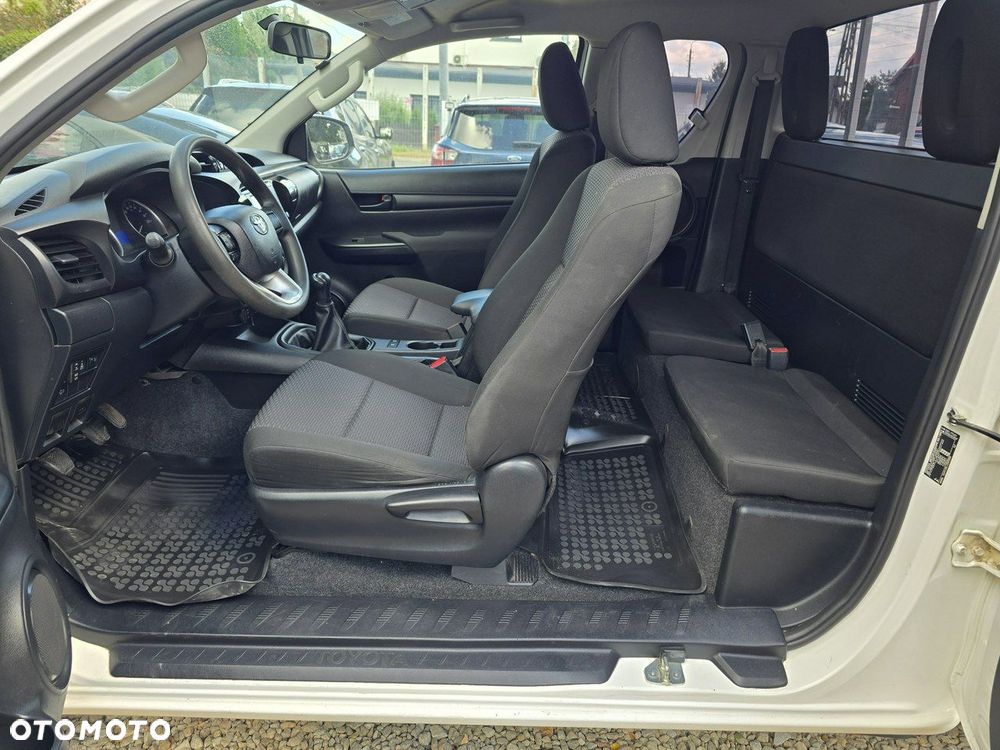 Toyota Hilux 2.4 D-4D Double Cab DL 4x4 - 6