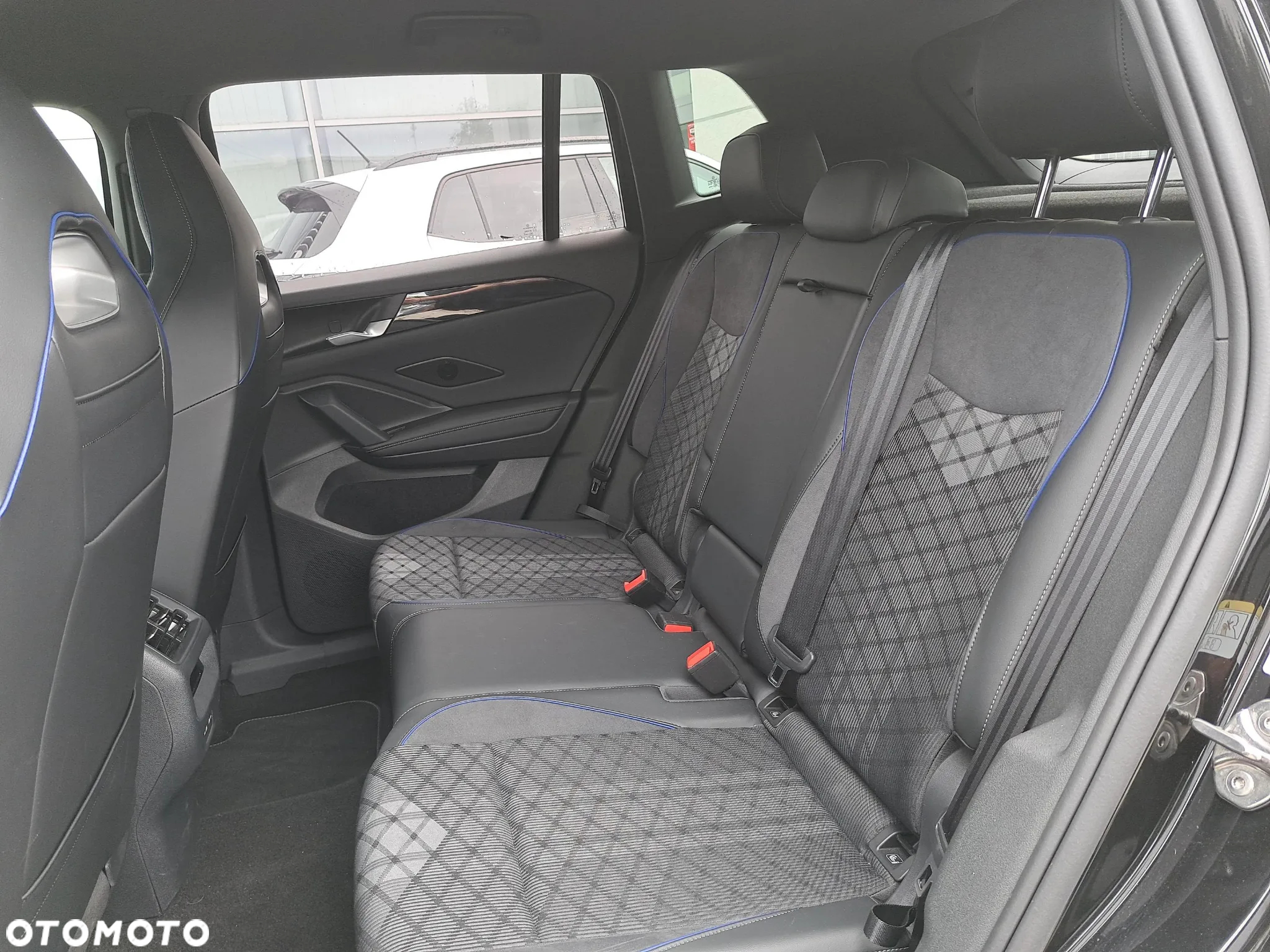 Volkswagen Tiguan 2.0 TDI 4Mot R-Line Plus DSG - 15