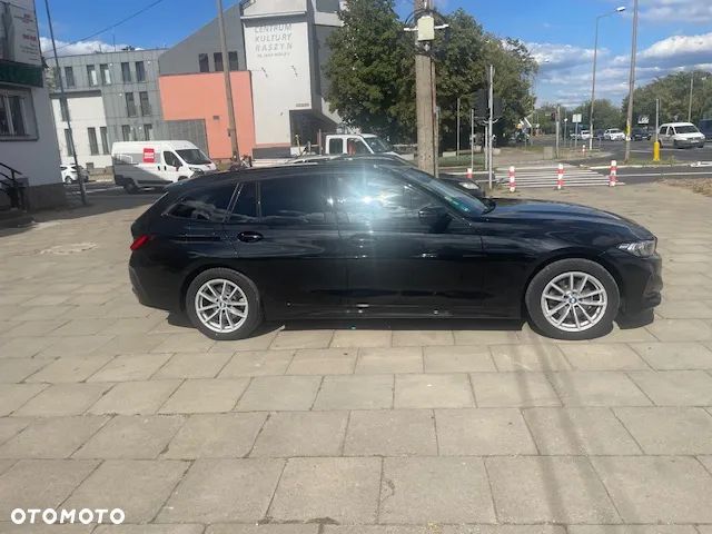 BMW Seria 3 320d xDrive Advantage - 18