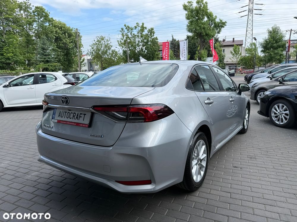 Toyota Corolla 1.8 Hybrid Comfort - 27