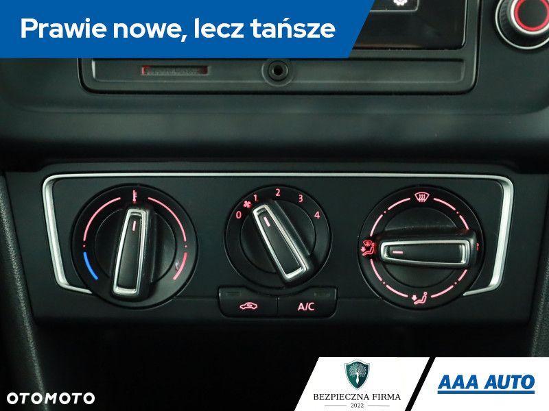 Volkswagen Polo - 12