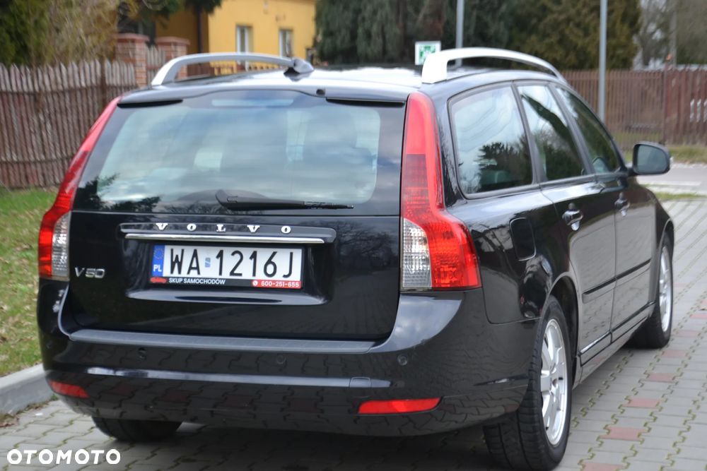 Volvo V50 D2 Summum - 4