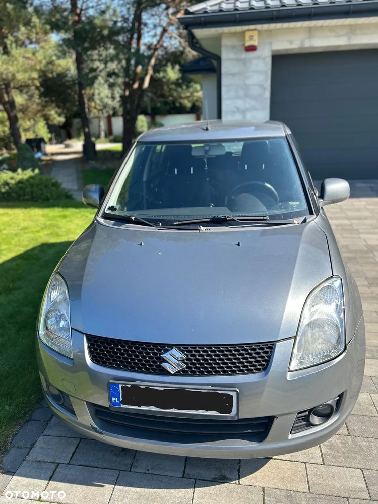Suzuki Swift 2009 photo 2