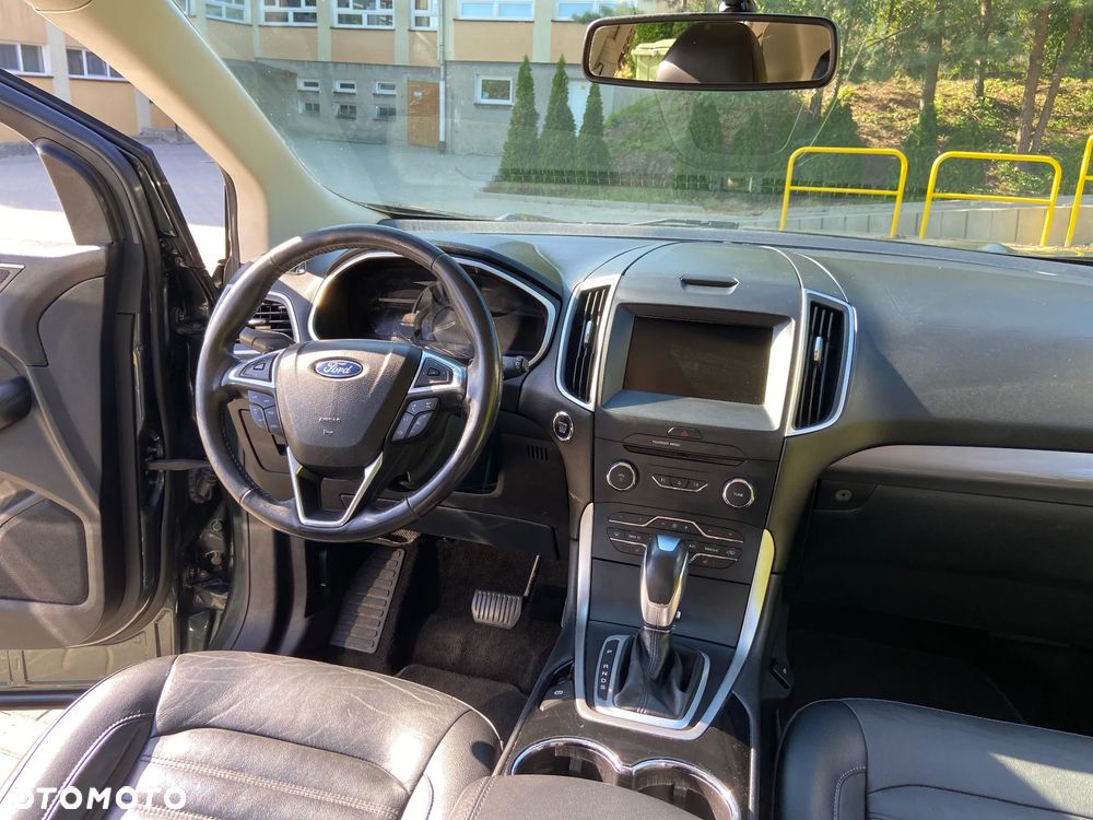 Ford Edge - 11
