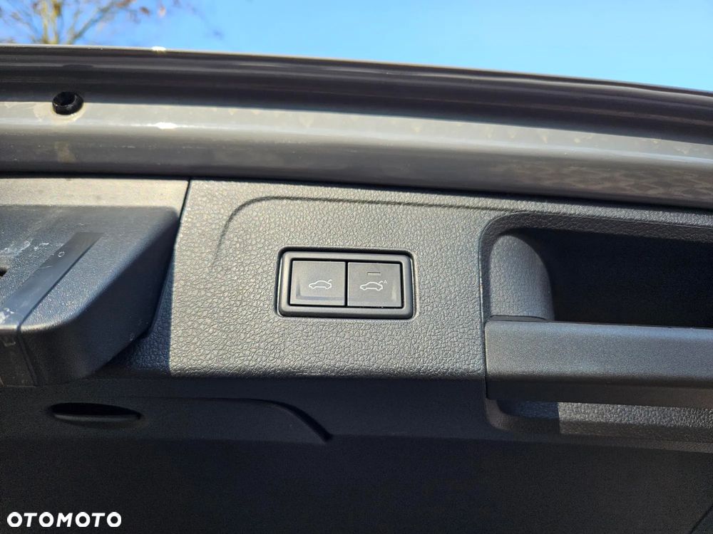 Volkswagen Passat 1.5 TSI EVO Elegance DSG - 14