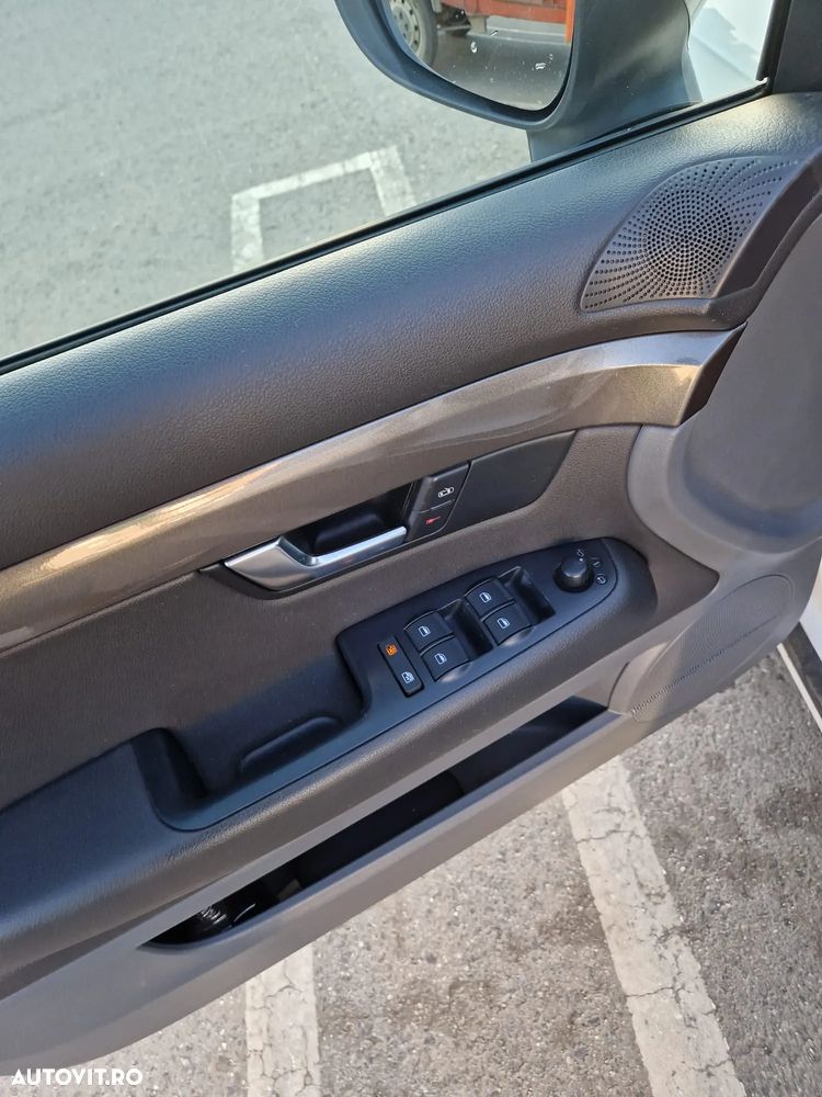 Seat Exeo 2.0 TDI 120 CP Style - 6