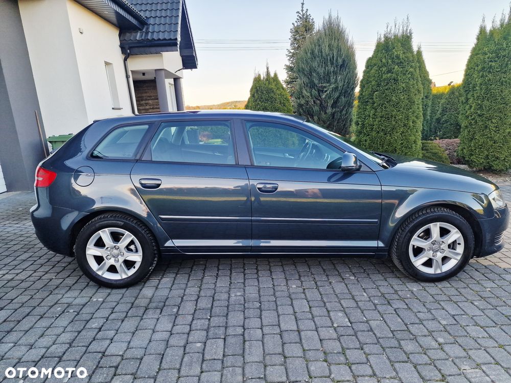 Audi A3 Sportback 1.6 Ambition - 13