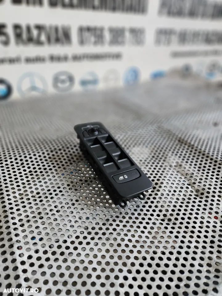Butoane Geamuri Electrice Land Rover Discovery Sport L550 An 2014-2015-2016-2017-2018-2019 Volan Stanga - 1 An Garantie - Dezmembrez Land Rover Discovery Sport An 2014-2015-2016-2017-2018-2019 L550 Volan Stanga - Dezmembrari Arad - 1