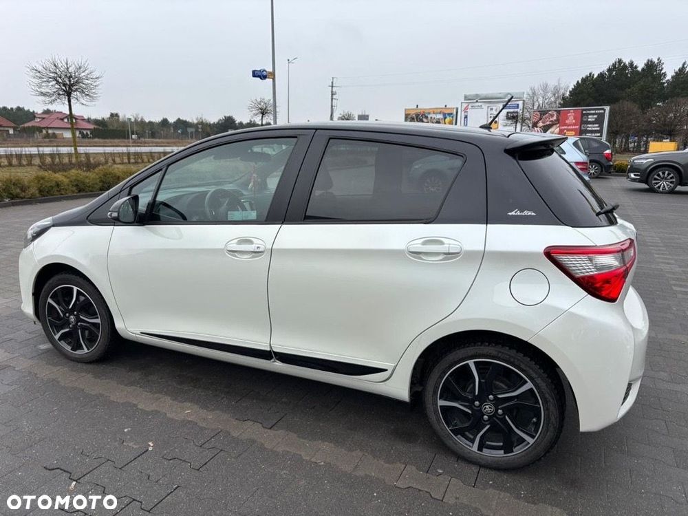 Toyota Yaris 1.5 Selection - 6