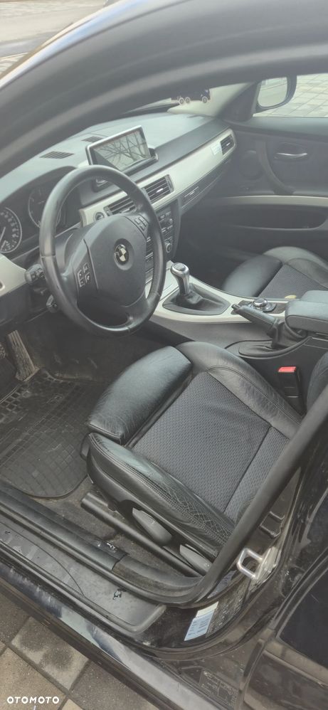 BMW Seria 3 320d DPF - 11