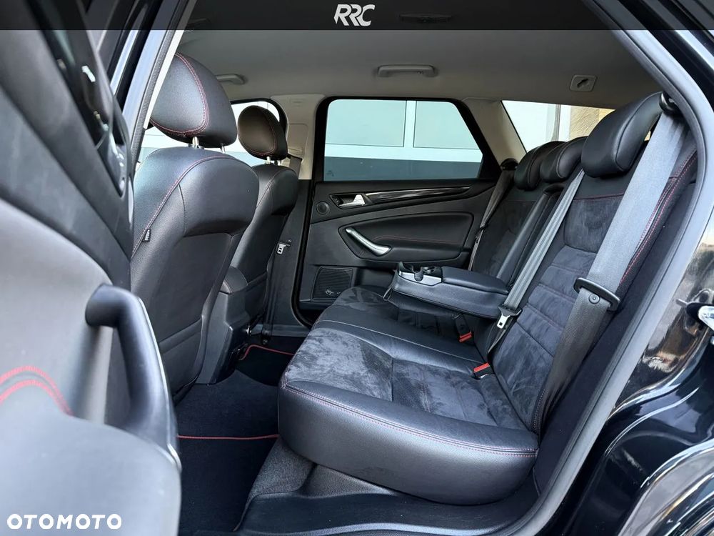 Ford Mondeo 2.0 TDCI Titanium S - 32