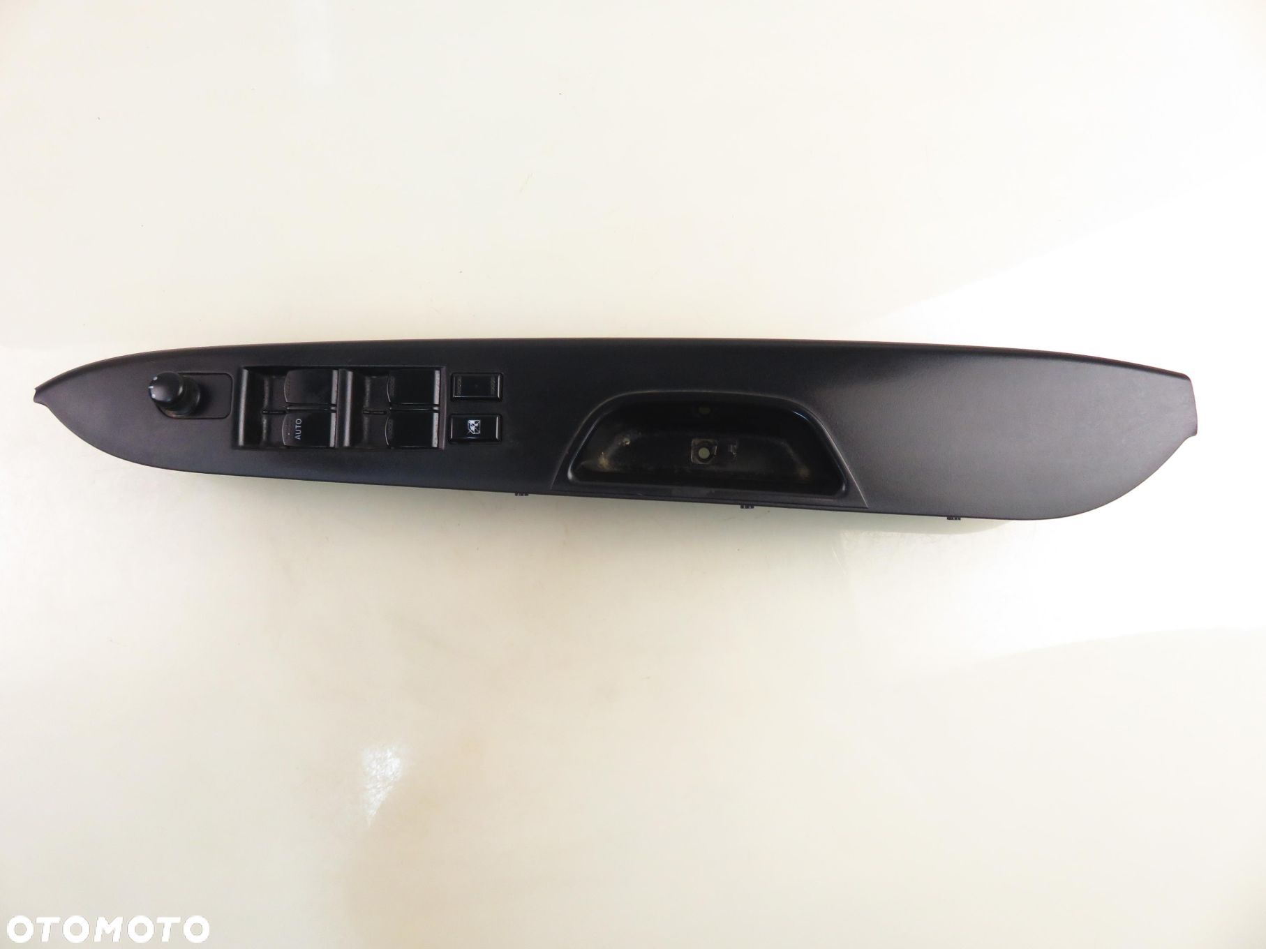 PANEL SZYB SUZUKI SX4 (EY, GY) 8372579J10 - 1