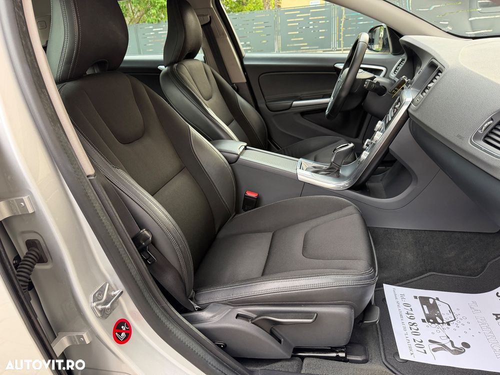 Volvo V60 ver-d3-geartronic-momentum-pro - 14