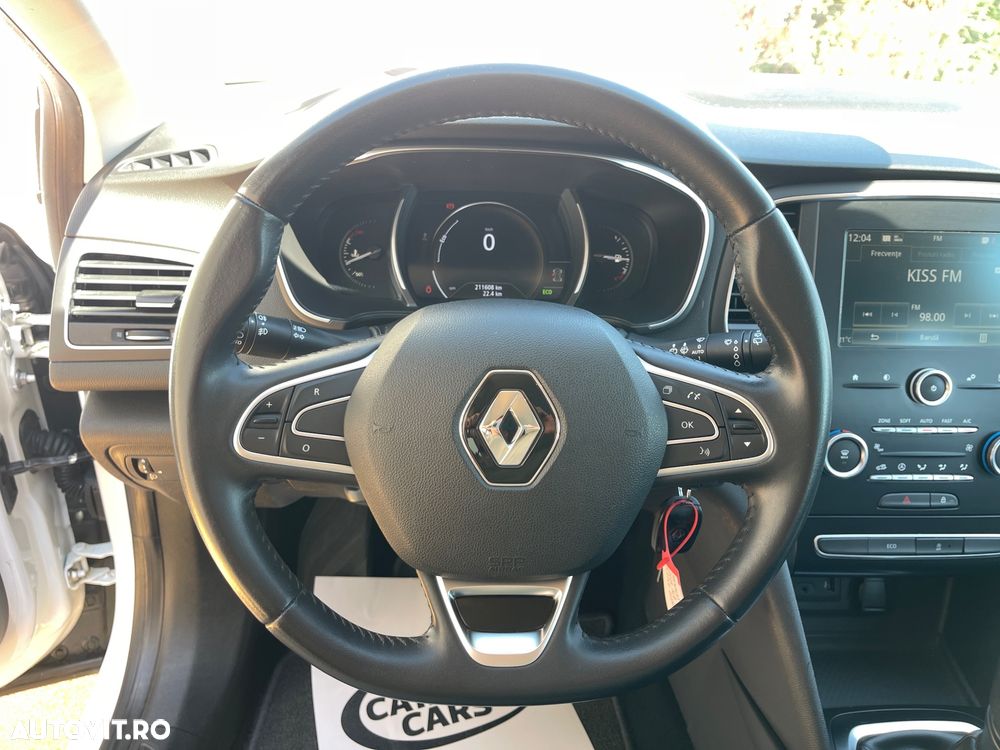 Renault Megane ENERGY TCe 130 INTENS - 39