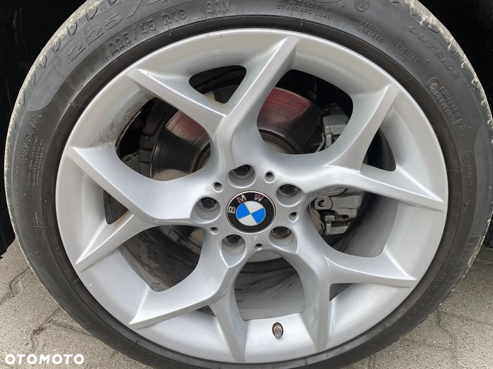 BMW X1 sDrive18d Sport Line - 15