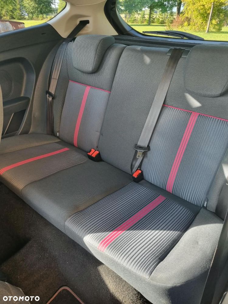 Ford Fiesta 1.25 Ambiente EU5 - 9