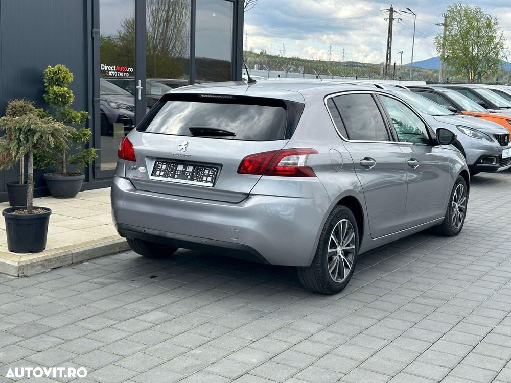 Peugeot 308 - 4