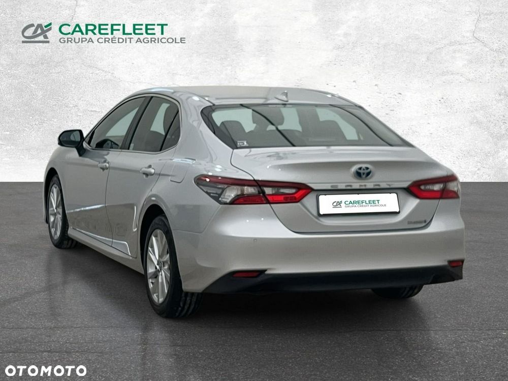Toyota Camry - 7