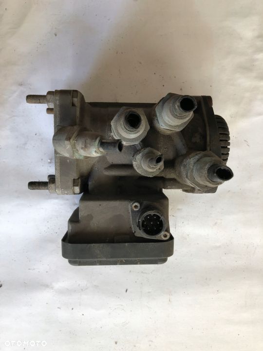 ZAWÓR MODULATOR EBS SCANIA R 1442937 - 1