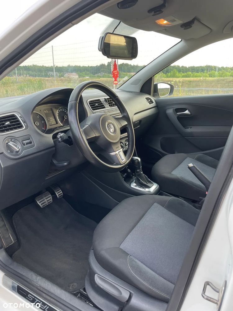 Volkswagen Polo 1.6 TDI DPF Highline DSG - 16