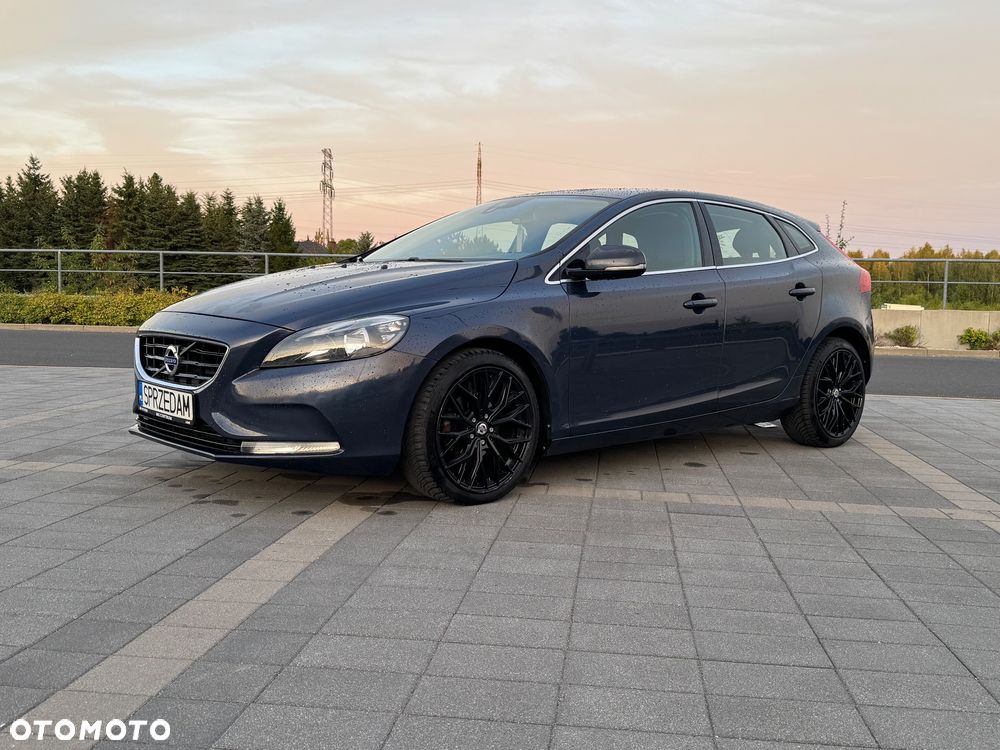 Volvo V40 - 1