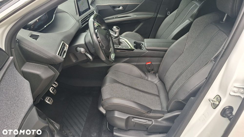 Peugeot 3008 - 14