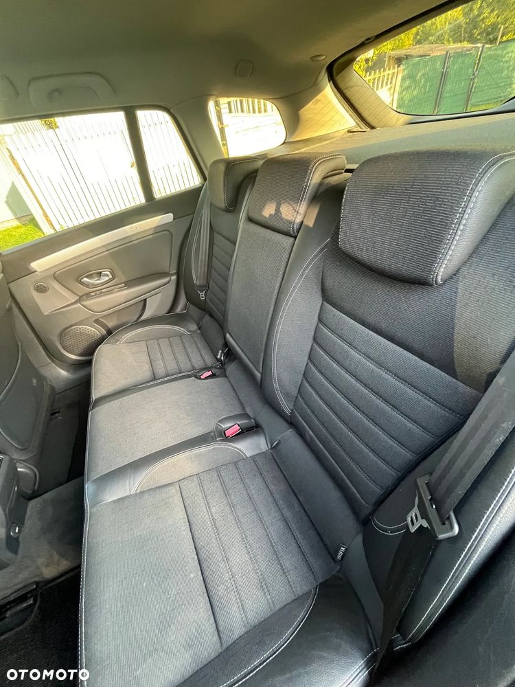 Renault Laguna 2.0 DCi Luxe Dynamiqe - 21