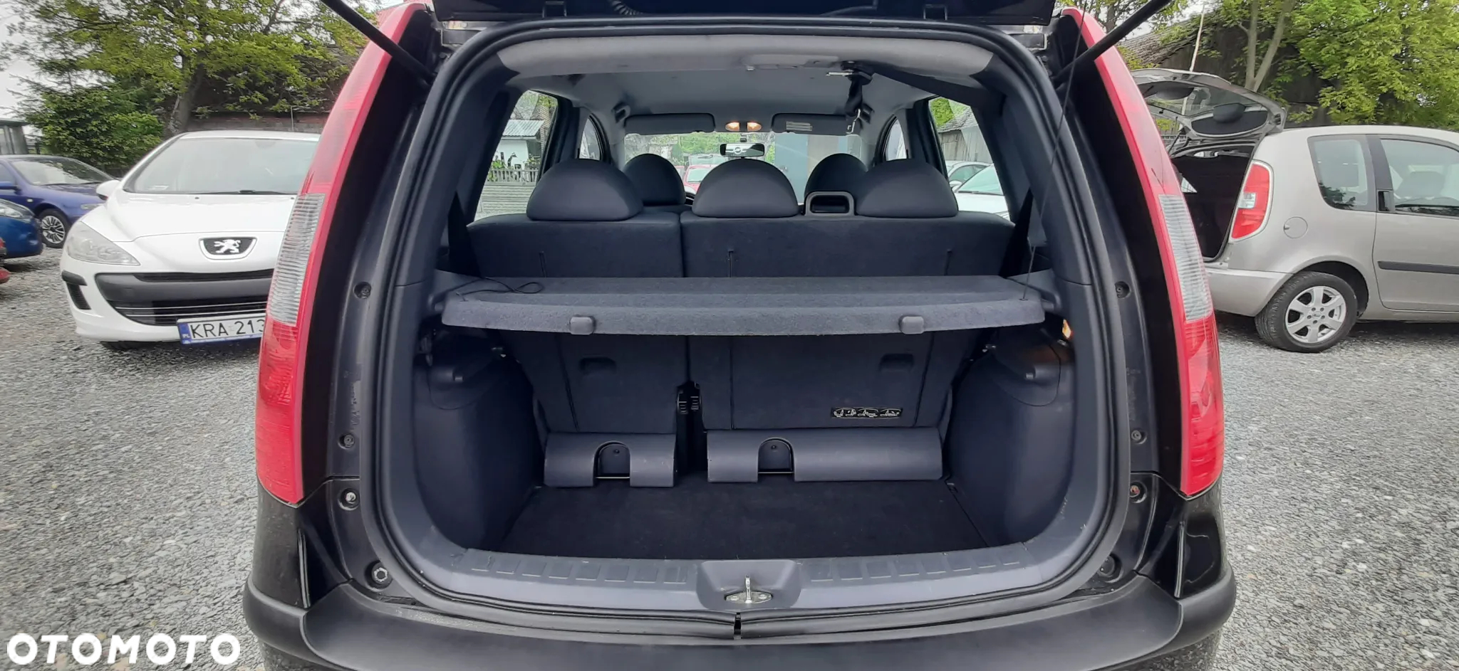 Mitsubishi Colt - 39