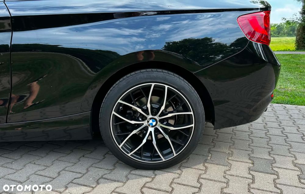 BMW Seria 2 220d - 9