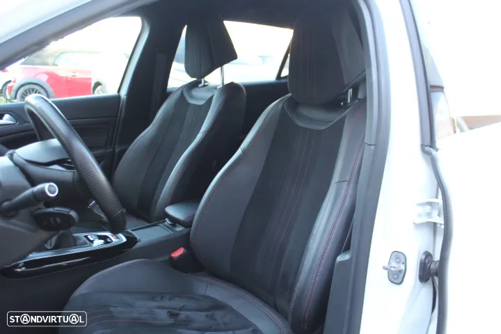 Peugeot 308 1.6 e-THP GT - 23