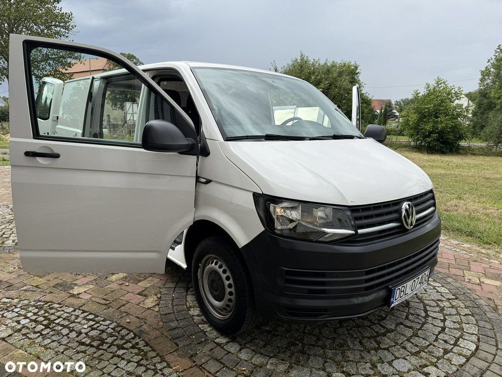 Volkswagen Transporter - 16