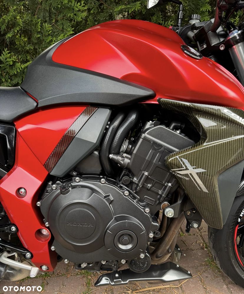 Honda CB - 4